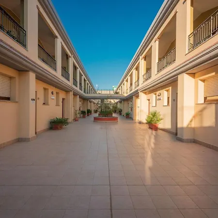 Апартаменты Stylish Le Fontane 1 Bedroom Sleeps 4 Person-no6887