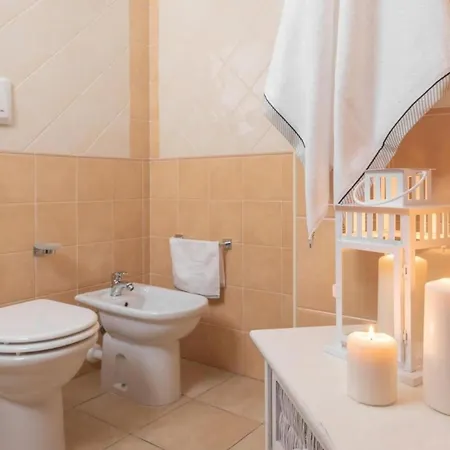 Апартаменты Stylish Le Fontane 1 Bedroom Sleeps 4 Person-no6887