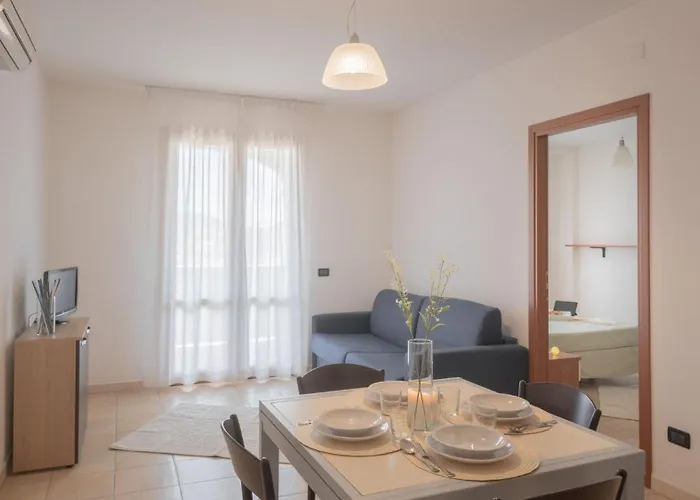 Stylish Le Fontane 1 Bedroom Sleeps 4 Person-no6887 Villasimius
