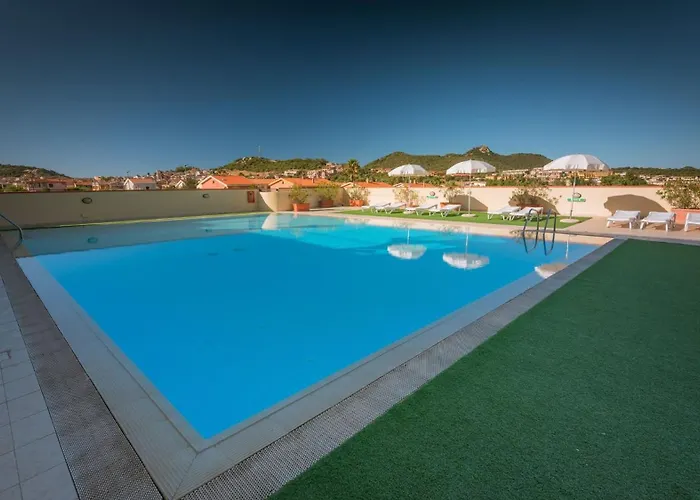 Stylish Le Fontane 1 Bedroom Sleeps 4 Person-no6887 Appartement