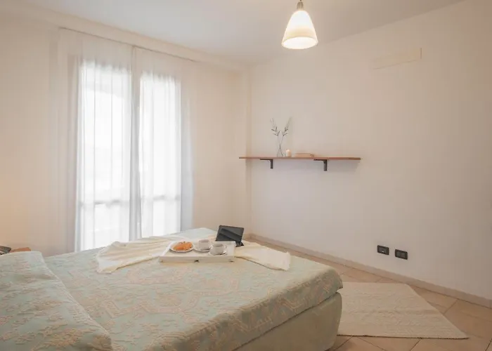 Apartmán Stylish Le Fontane 1 Bedroom Sleeps 4 Person-no6887 *